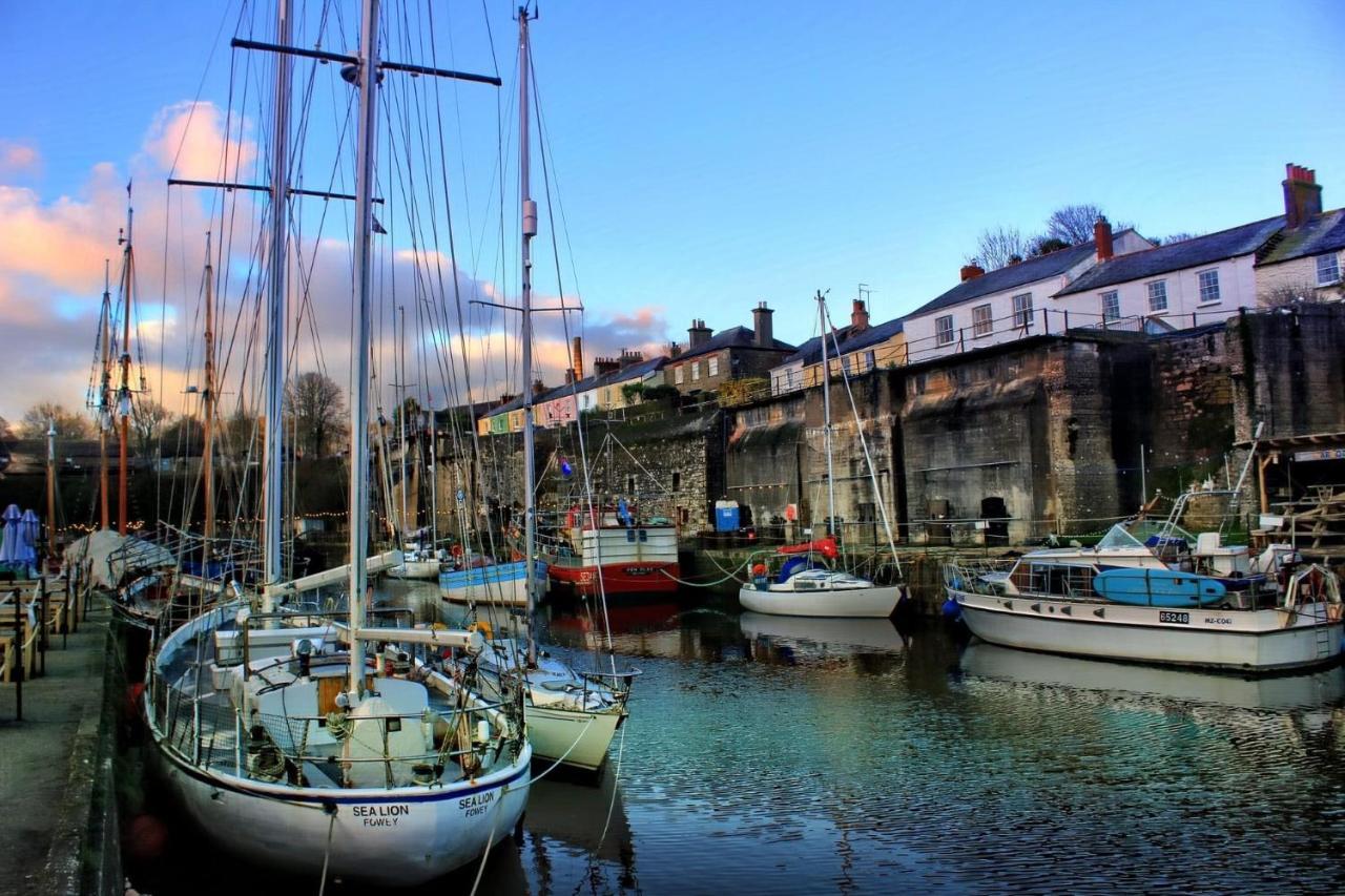 ホテル Stunning Yacht Sea Lion In Charlestown Harbour, Cornwall エクステリア 写真