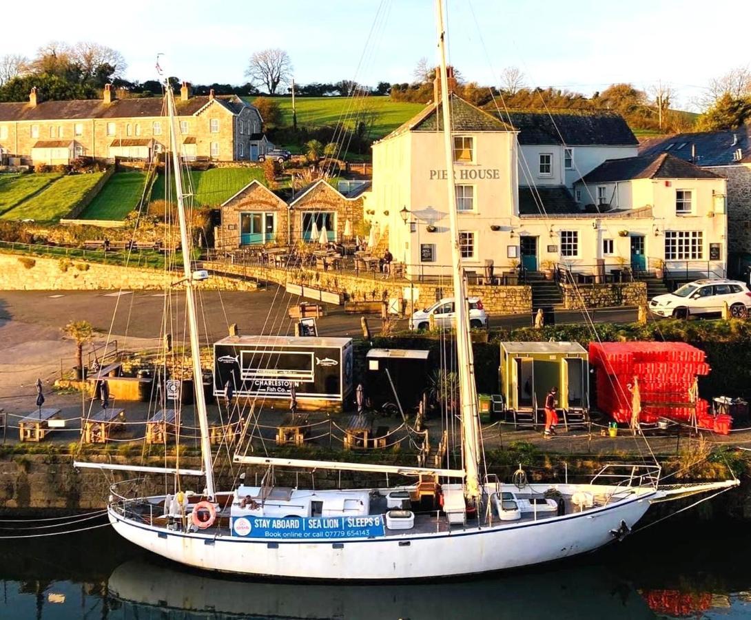 ホテル Stunning Yacht Sea Lion In Charlestown Harbour, Cornwall エクステリア 写真